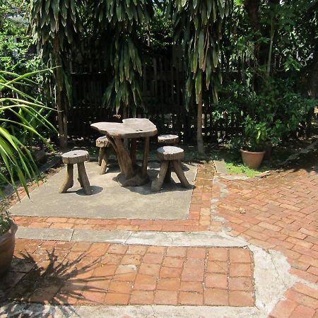 Ayutthaya Place Екстер'єр фото